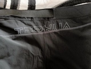 Ternua Pantalón Corto Trekking de mujer