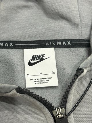 Chaqueta Nike Air Max Gris Reflectante
