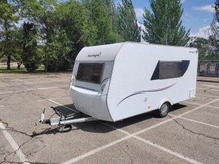 Caravana Sunlight con toldo
