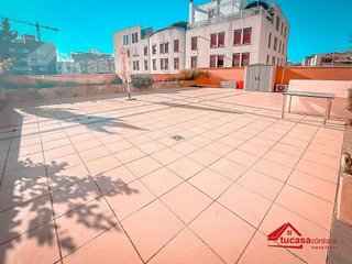 Piso en venta en Santa Rosa - Valdeolleros en Córdoba