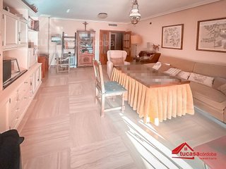 Piso en venta en Santa Rosa - Valdeolleros en Córdoba