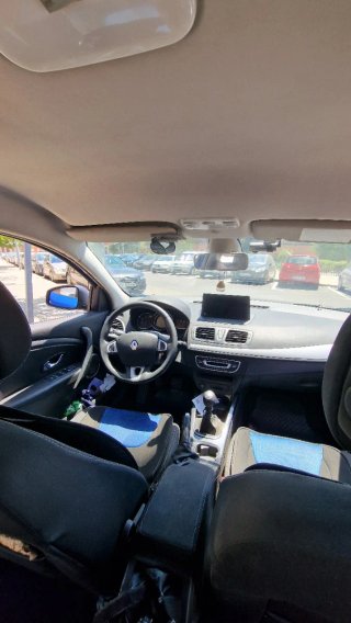 Renault 5 E-TECH 2011