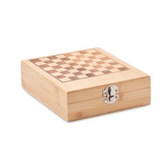 Set de vino y ajedrez de madera