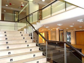 Local comercial en alquiler en Ensanche en Pamplona