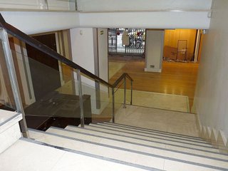 Local comercial en alquiler en Ensanche en Pamplona
