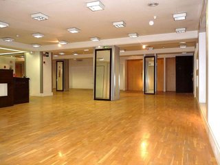 Local comercial en alquiler en Ensanche en Pamplona