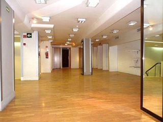 Local comercial en alquiler en Ensanche en Pamplona