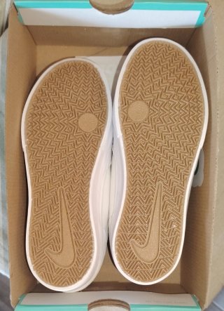 Nike Malor SB Talla 36 Beige/Blanco