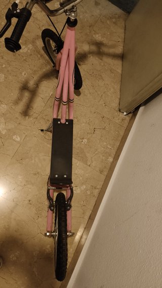 Patinete ruedas grandes color rosa