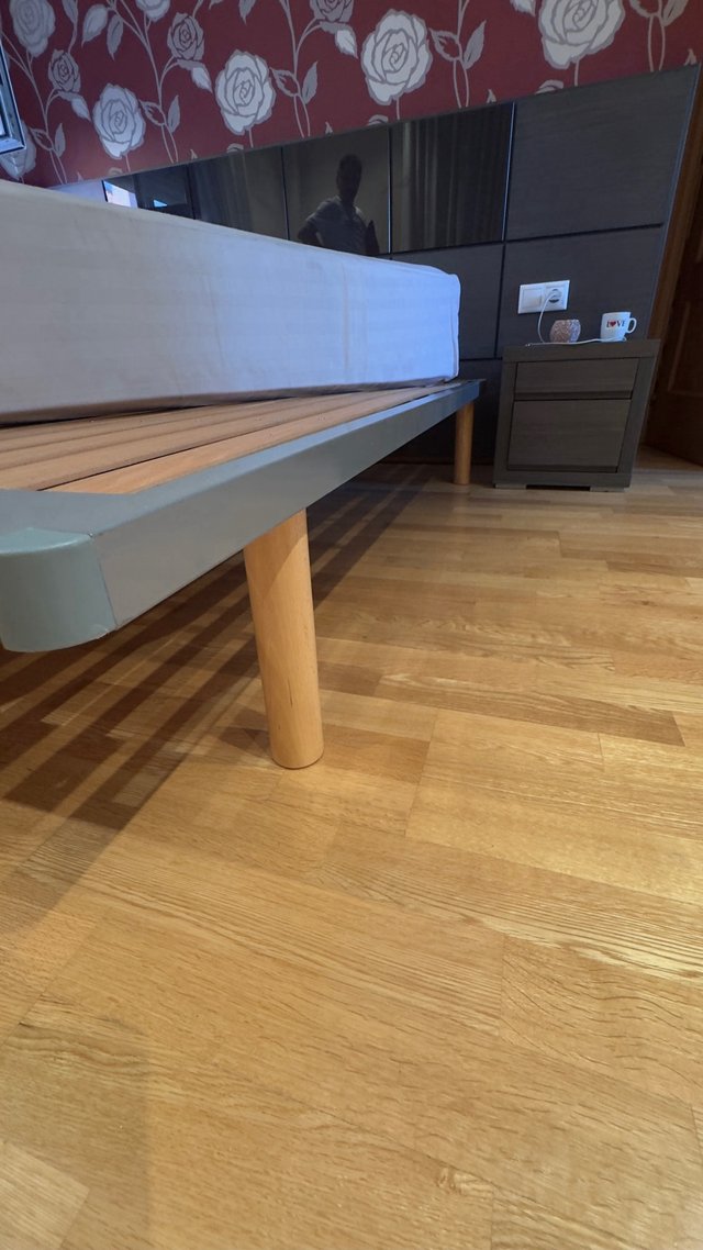 NUEVO; Colchón 150cm + Somier Spalding