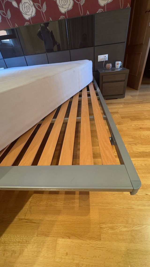 NUEVO; Colchón 150cm + Somier Spalding