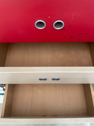 Cajonera Beige y Roja