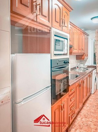 Piso en venta en Santa Rosa - Valdeolleros en Córdoba