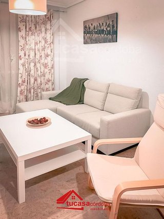 Piso en venta en Santa Rosa - Valdeolleros en Córdoba