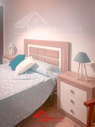 Piso en venta en Santa Rosa - Valdeolleros en Córdoba