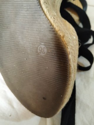 Se vende sandalias  coñas