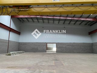 Nave industrial en alquiler en Celrà