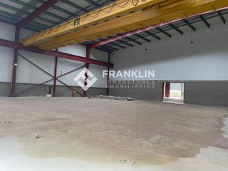 Nave industrial en alquiler en Celrà