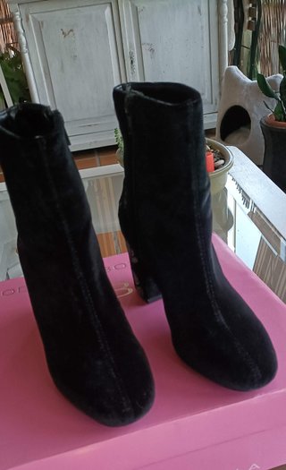 Botines negros Parfois talla 36