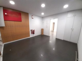 Local comercial en alquiler en Centre en Prat de Llobregat, El