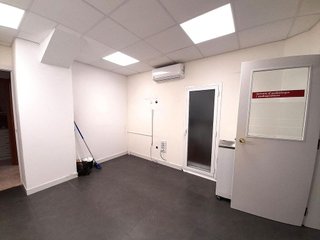 Local comercial en alquiler en Centre en Prat de Llobregat, El