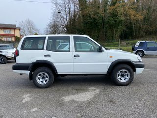 Nissan Terrano 2004