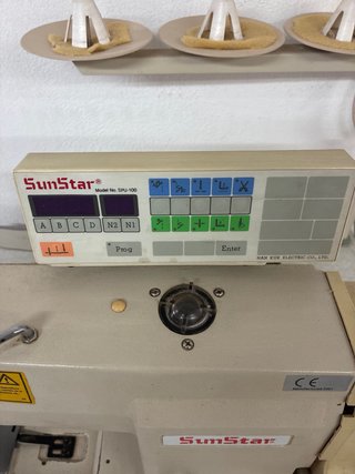 Máquina de coser industrial SunStar doble aguja