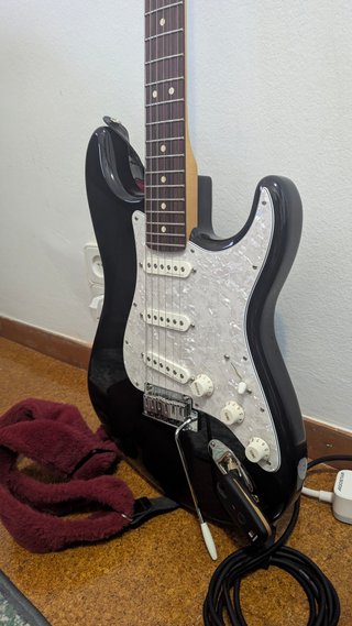Player II Modified Fender Stratocaster Guitarra
