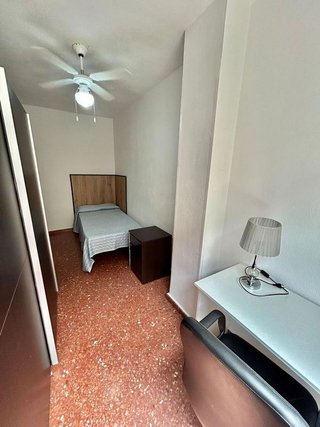 Piso en alquiler en Peñamefecit - Avda Barcelona en Jaén
