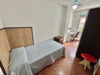 Piso en alquiler en Peñamefecit - Avda Barcelona en Jaén