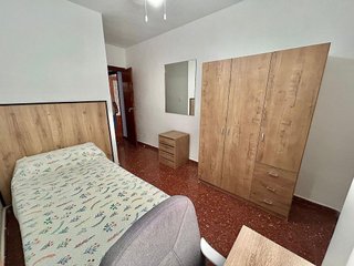Piso en alquiler en Peñamefecit - Avda Barcelona en Jaén