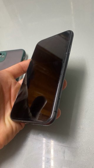 iPhone 11 64GB Negro 74% Batería