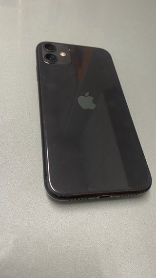 iPhone 11 64GB Negro 74% Batería