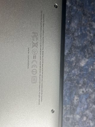 MacBook Pro A1278 Gris/Plata + 8 Gb de RAM .