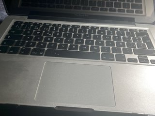MacBook Pro A1278 Gris/Plata + 8 Gb de RAM .