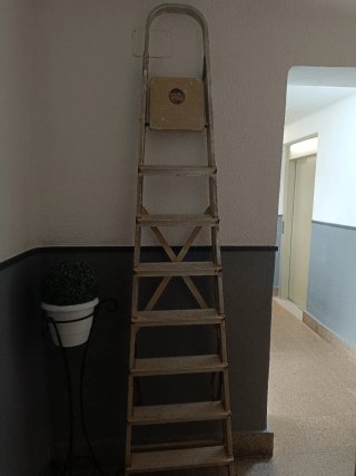 Escalera aluminio alta