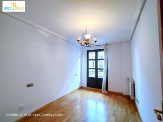 Piso en venta en Casco Antiguo en León