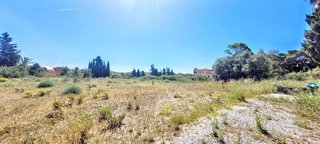 Terreno en venta en Nueva Andalucía centro en Marbella