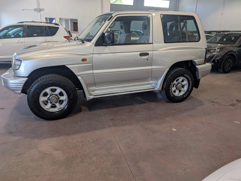 Mitsubishi Montero 2002, foto 2