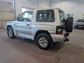 Mitsubishi Montero 2002