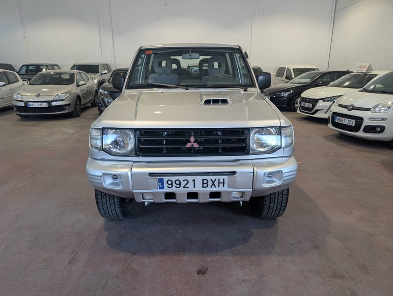 Mitsubishi Montero 2002, foto 11