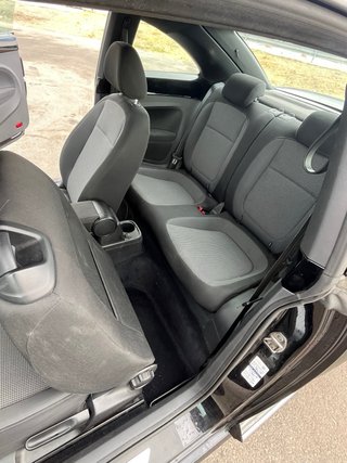 Volkswagen Beetle 2013