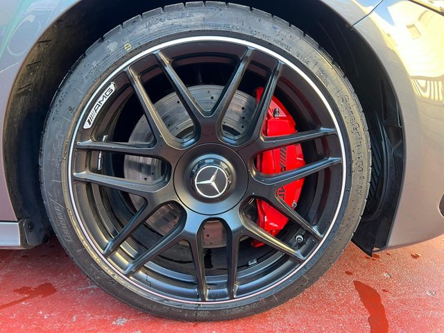Mercedes-Benz Clase A AMG 2024