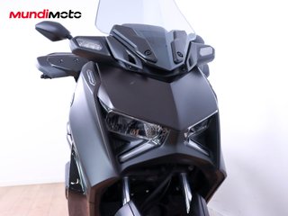 YAMAHA X-MAX 300 TECH MAX