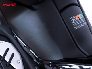 YAMAHA X-MAX 300 TECH MAX