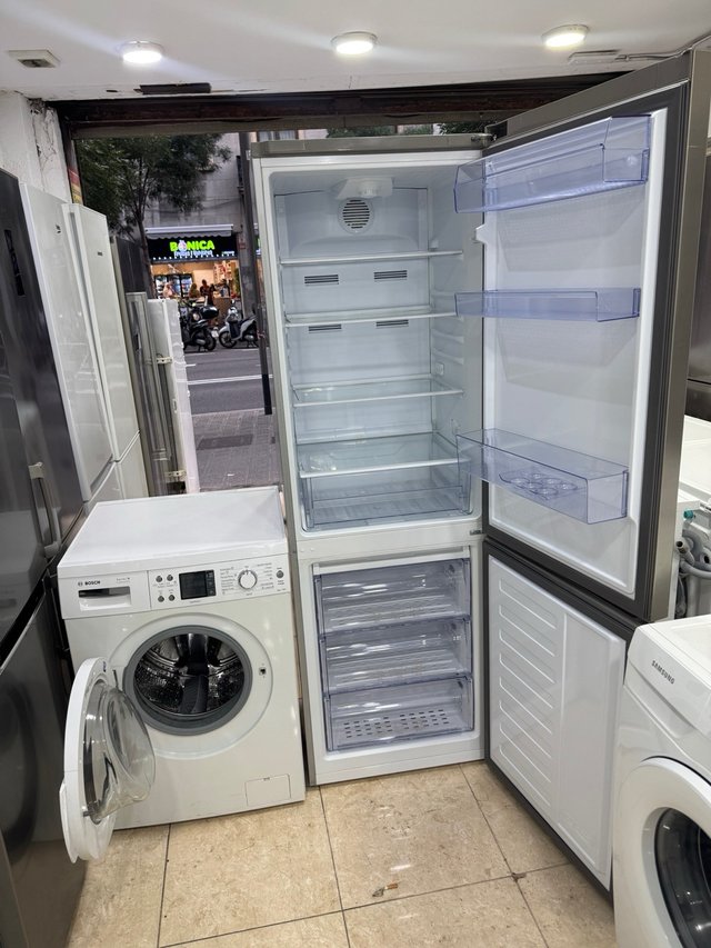 Pack Lavadora y Frigorífico Beko
