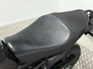 YAMAHA XSR 700