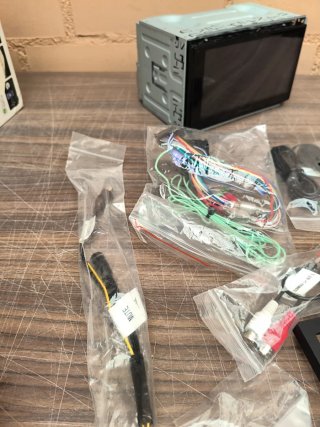 AVERÍADO - Pioneer SPH-DA160DAB Multimedia Player