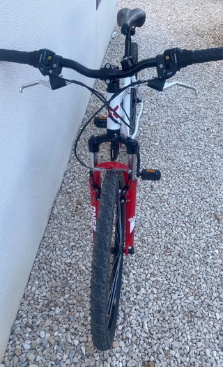 Bicicleta Rockrider Blanca y Roja