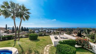 Chalet en alquiler en Elviria en Marbella